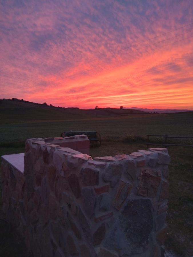 Agriturismo Enjoy Sunset Cinigiano Ngoại thất bức ảnh